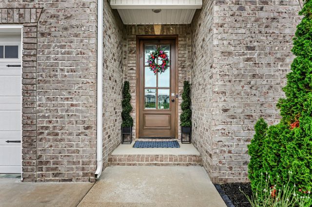 1433 Hereford Blvd, Clarksville, TN 37043