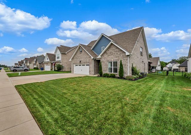 1433 Hereford Blvd, Clarksville, TN 37043