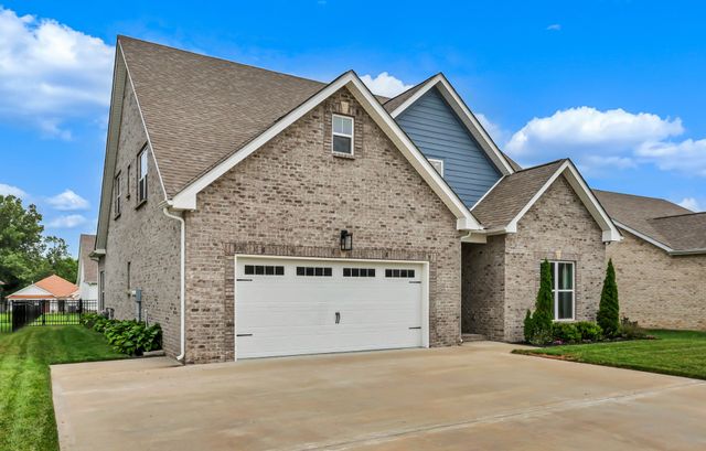 1433 Hereford Blvd, Clarksville, TN 37043
