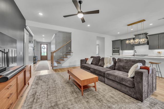 1433 Hereford Blvd, Clarksville, TN 37043