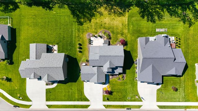 7456 Lemmy Lane, Fort Wayne, IN 46835