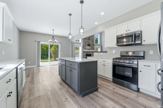 7456 Lemmy Lane, Fort Wayne, IN 46835