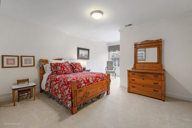 734 Highview Avenue, Glen Ellyn, IL 60137