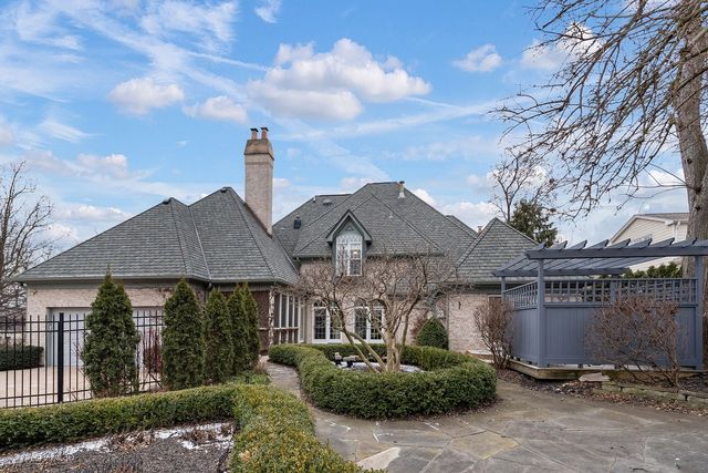 734 Highview Avenue, Glen Ellyn, IL 60137