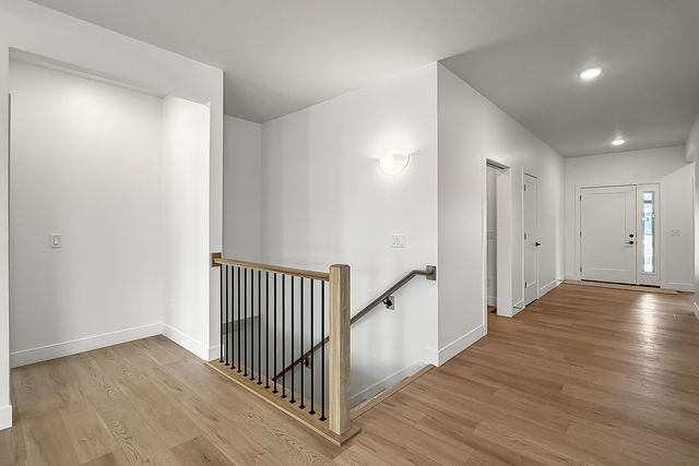 608 Kevin Road, Blue Grass, IA 52726