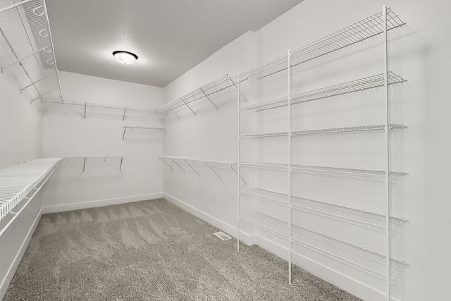 608 Kevin Road, Blue Grass, IA 52726