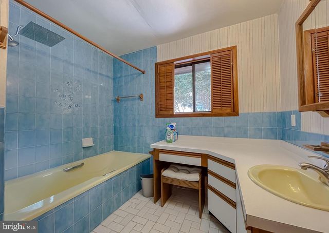 11525 PALO ALTO RD, Lusby, MD 20657