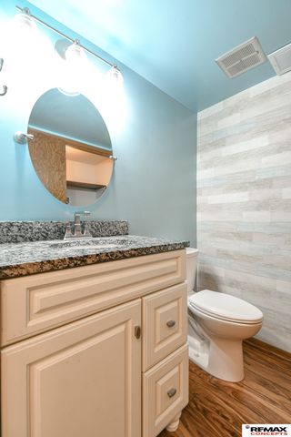 3400 Neerpark Drive, Lincoln, NE 68506