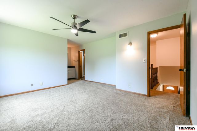 3400 Neerpark Drive, Lincoln, NE 68506