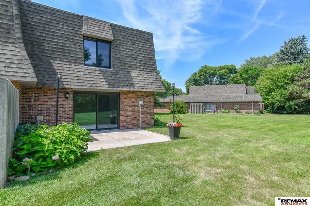 3400 Neerpark Drive, Lincoln, NE 68506