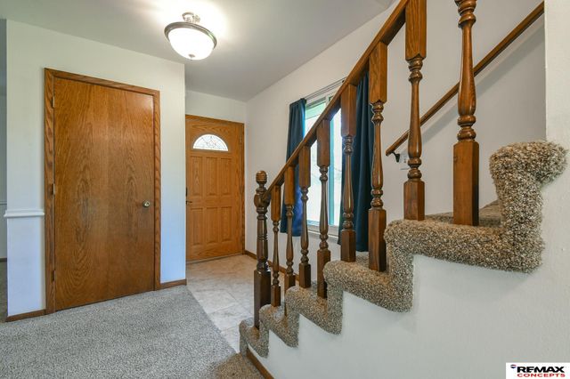 3400 Neerpark Drive, Lincoln, NE 68506
