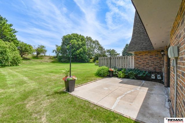 3400 Neerpark Drive, Lincoln, NE 68506