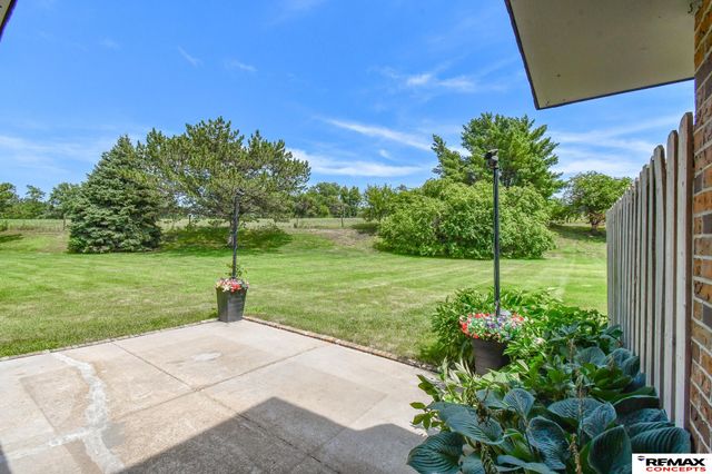 3400 Neerpark Drive, Lincoln, NE 68506