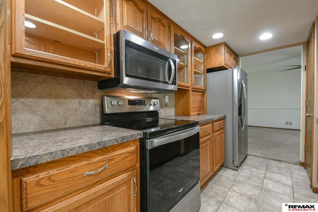 3400 Neerpark Drive, Lincoln, NE 68506