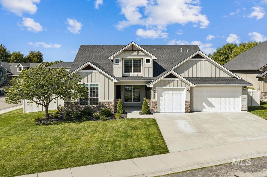 5479 N Plumcreek Way, Boise, ID 83713 photo 2