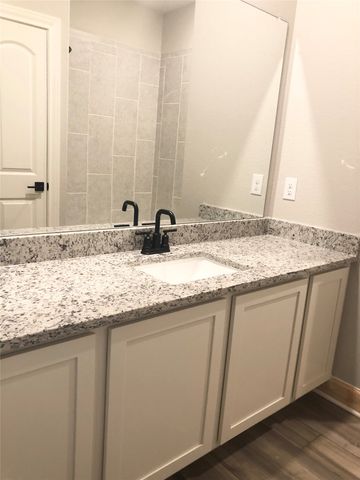 617 Harbor Oaks Drive, Anna, TX 75409