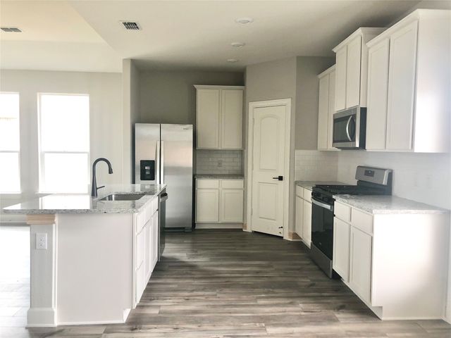 617 Harbor Oaks Drive, Anna, TX 75409