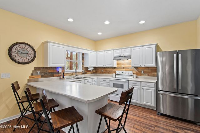 830 Batton Road, Southport, NC 28461