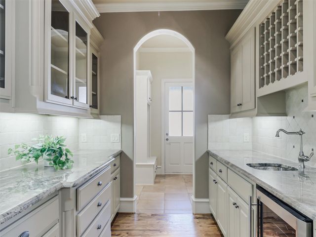 907 Foxglove Trail, Fairview, TX 75069