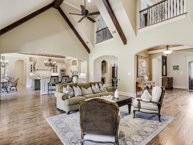 907 Foxglove Trail, Fairview, TX 75069