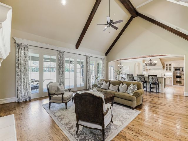 907 Foxglove Trail, Fairview, TX 75069