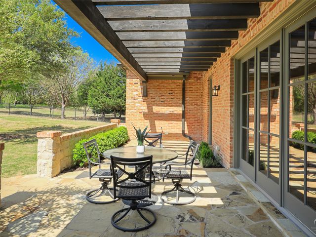 907 Foxglove Trail, Fairview, TX 75069