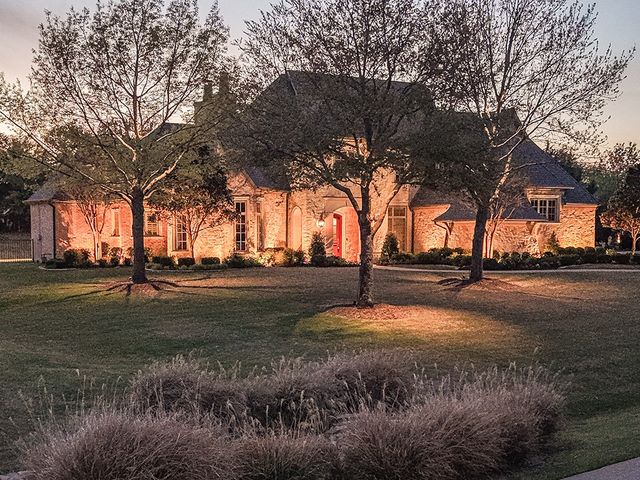 907 Foxglove Trail, Fairview, TX 75069