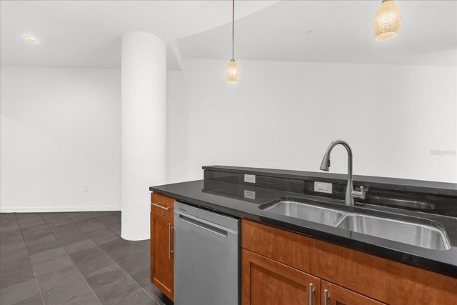 1 S EOLA DRIVE 3, Orlando, FL 32801