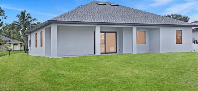 1123 Cariston AVE, Lehigh Acres, FL 33971