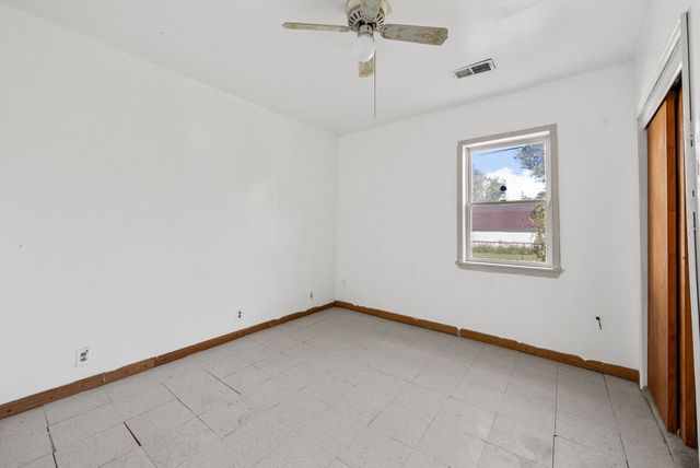 2307 Pendleton Dr, Clarksville, TN 37042