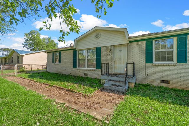 2307 Pendleton Dr, Clarksville, TN 37042