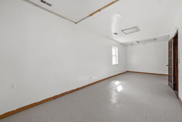 2307 Pendleton Dr, Clarksville, TN 37042