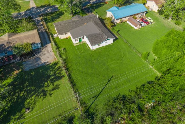 2307 Pendleton Dr, Clarksville, TN 37042