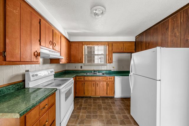 2307 Pendleton Dr, Clarksville, TN 37042