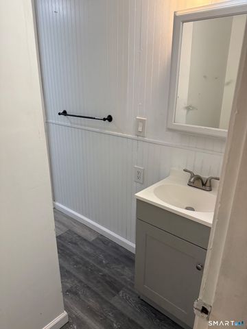 71 East Pearl Street Second Floor, Torrington, CT 06790