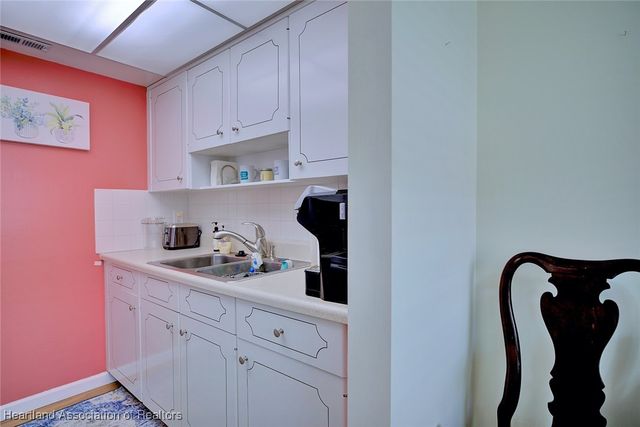 2111 Lakeview Drive 6B, Sebring, FL 33870