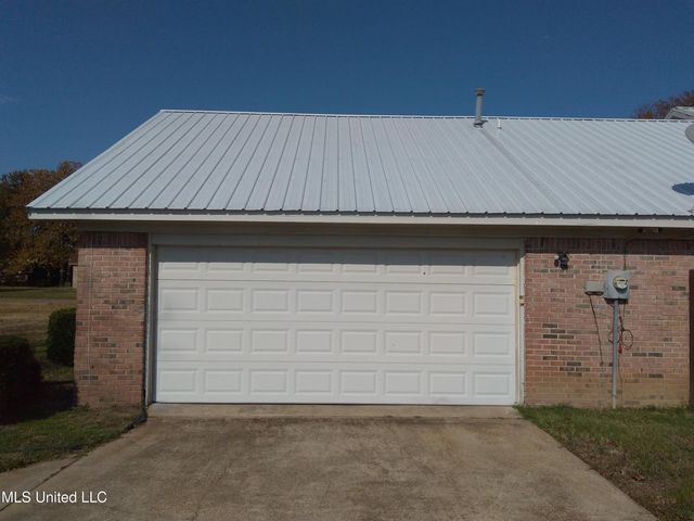 200 Flemming Lane, Indianola, MS 38751