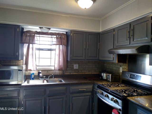 200 Flemming Lane, Indianola, MS 38751