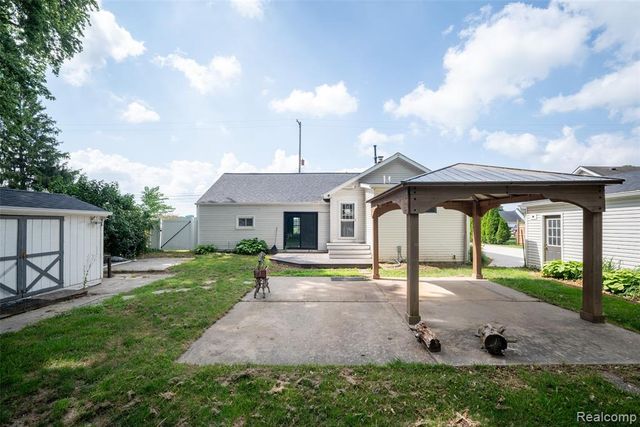 354 W Erie Road, Temperance, MI 48182