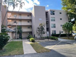 9495 Evergreen Pl 102, Davie, FL 33324