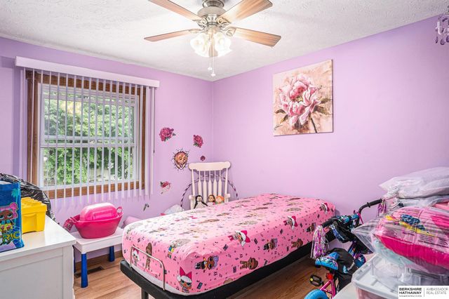 7814 Leafplum Drive, La Vista, NE 68128