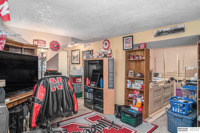 7814 Leafplum Drive, La Vista, NE 68128