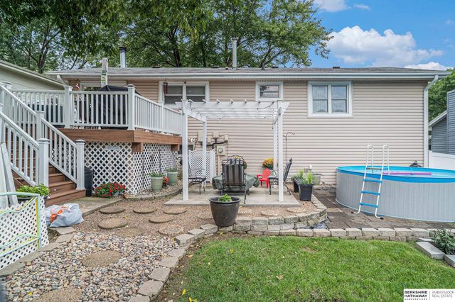 7814 Leafplum Drive, La Vista, NE 68128