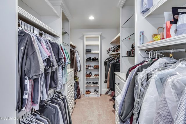 158 Hampton Hills Boulevard, Canton, MS 39046