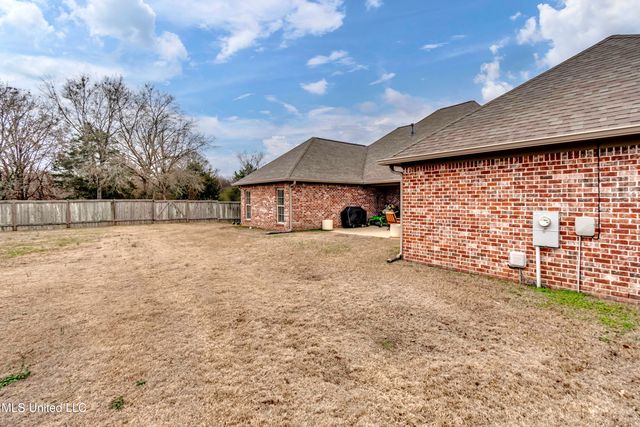 158 Hampton Hills Boulevard, Canton, MS 39046