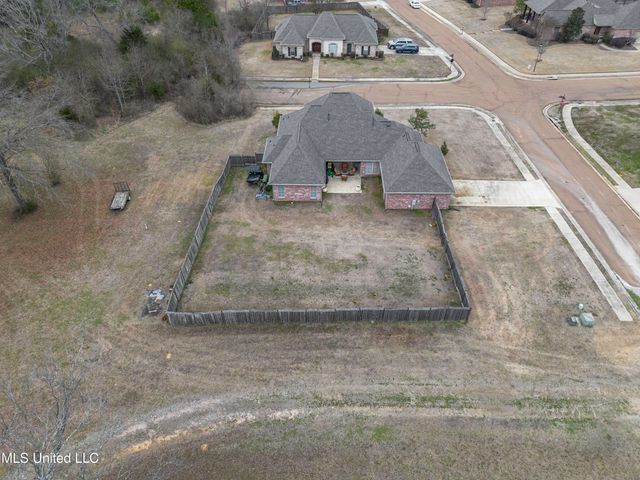 158 Hampton Hills Boulevard, Canton, MS 39046