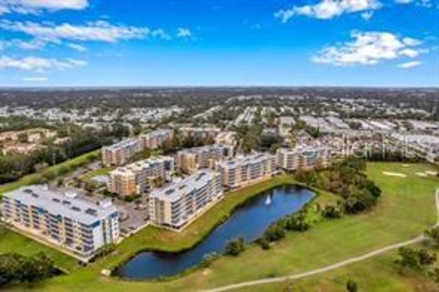 960 STARKEY ROAD 2302, Largo, FL 33771