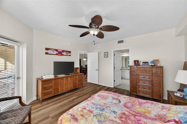 960 STARKEY ROAD 2302, Largo, FL 33771