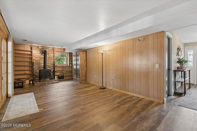 7 Sandspring Drive, Eatontown, NJ 07724