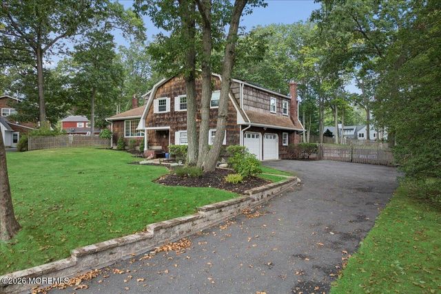 7 Sandspring Drive, Eatontown, NJ 07724
